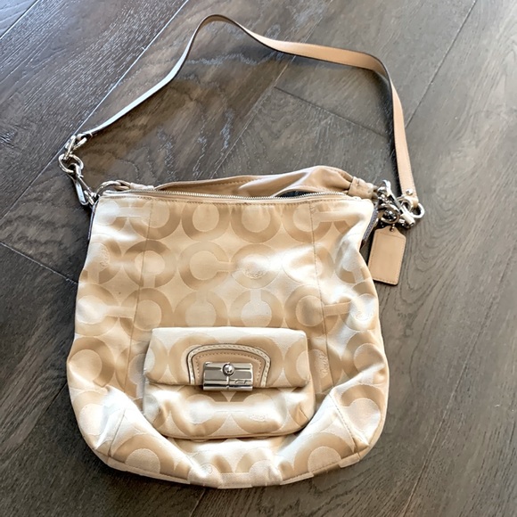 Tan/Cream Coach Handbag - Picture 1 of 8